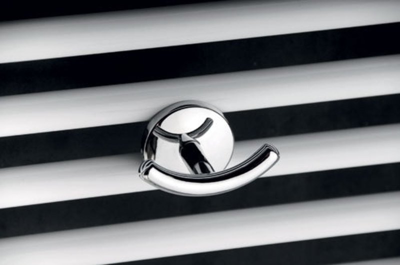 Dvojháček pro rovná a oblá otopná tělesa, chrom 1801-23