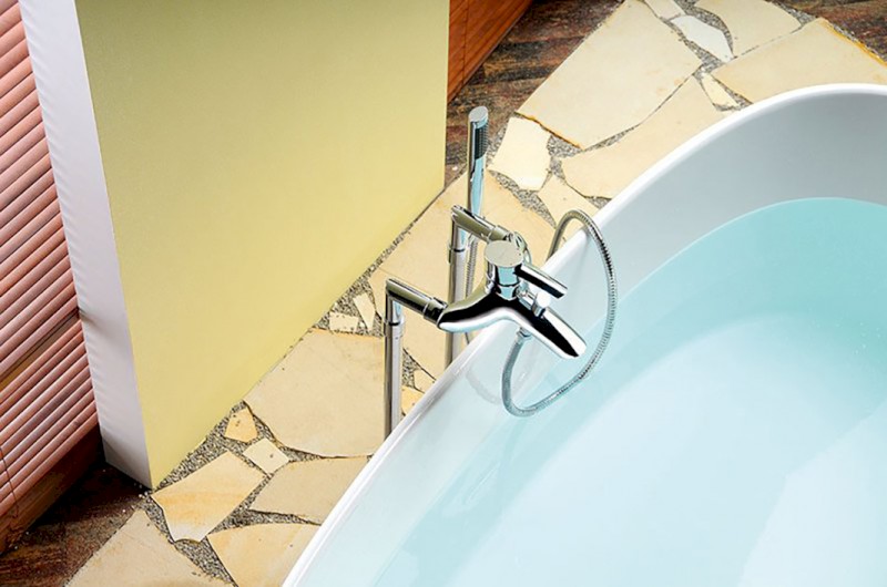 Připojení pro instalaci vanové baterie do podlahy (pár), chrom 9881