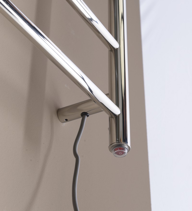 REDONDO elektrický sušák ručníků, kulatý, 600x1500 mm, 130 W, nerez lesk ER250V