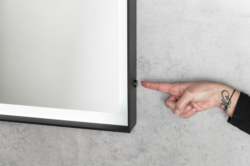 SORT zrcadlo s LED osvětlením 60x80cm, senzor, 2700-6500K, černá mat ST080S