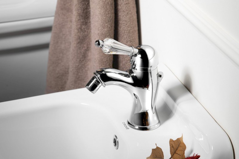 KIRKÉ CRYSTAL stojánková bidetová baterie s výpustí, páčka krystal, chrom KI03KC