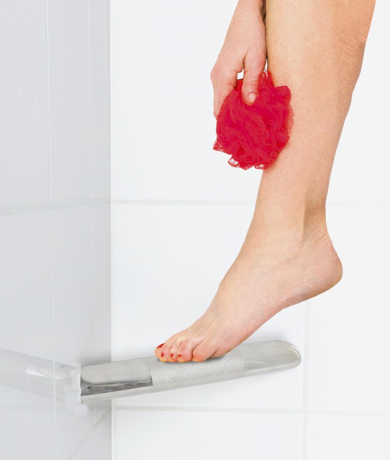 Nástěnná opěrka nohy s protiskluzem, nerez lesk A250100