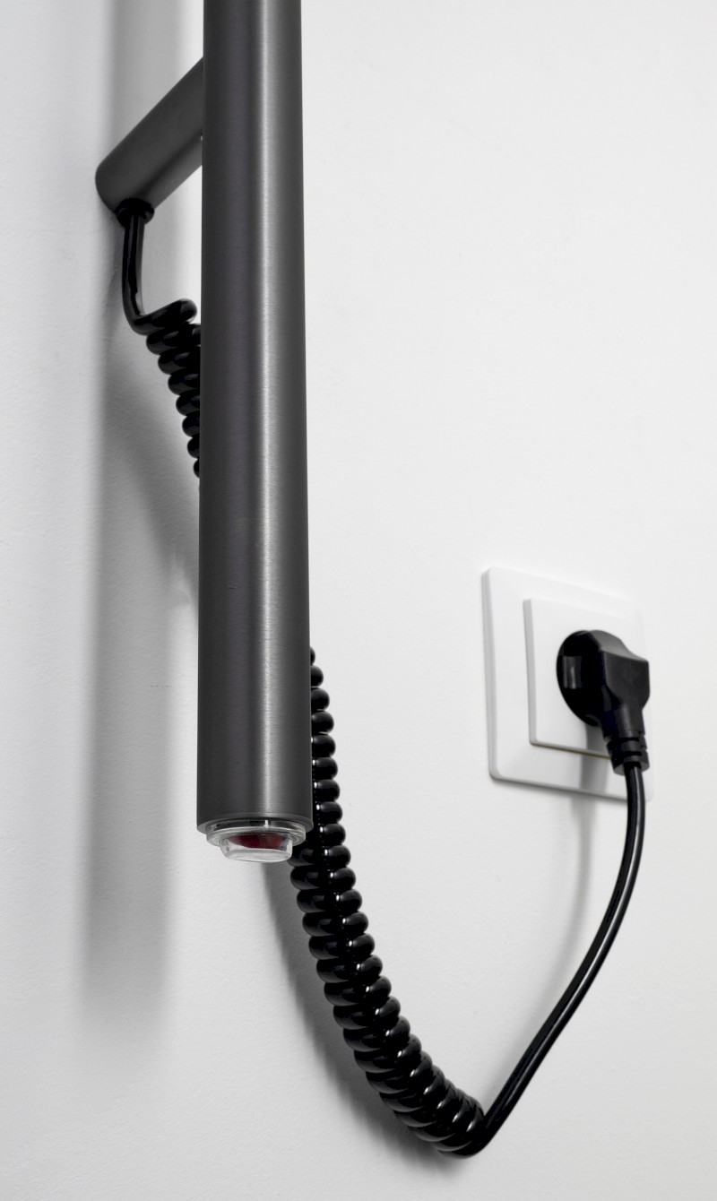 PASADOR elektrický sušák ručníků, kulatý, 150x1500 mm, 30 W, gun metal ER175GM