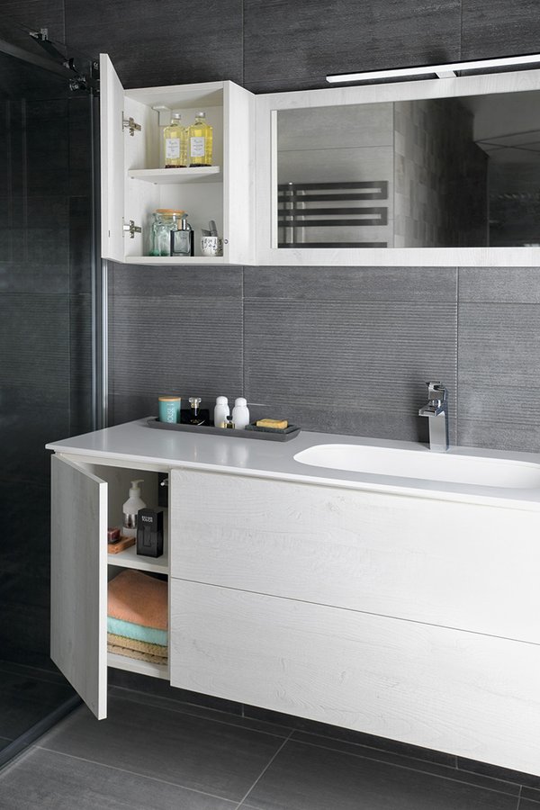 TREOS skříňka horní dvířková 35x50x22cm, pravá/levá, černá mat TS040-3535