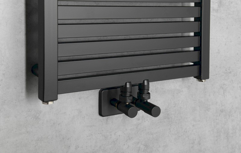 TONDI otopné těleso rovné 450x970 mm, středové připojení, černá mat DT456T