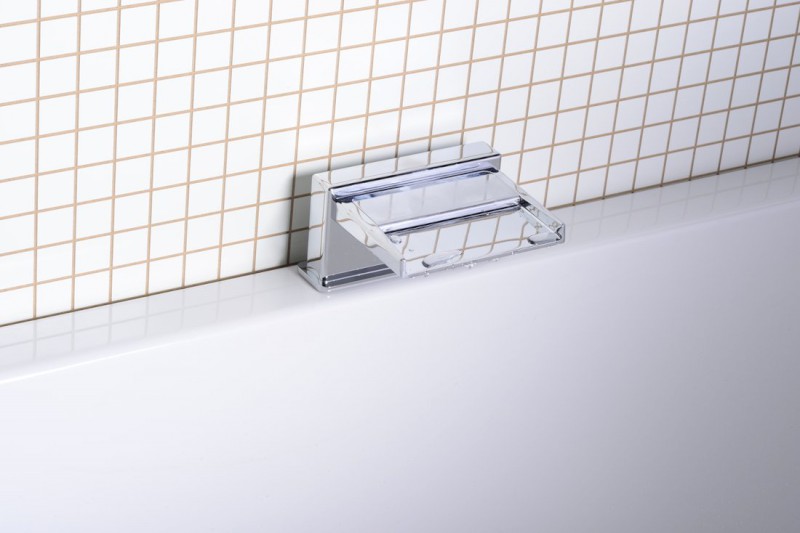 Výtoková hubice otevřená na okraj vany, šířka 145mm, kaskáda, chrom 5107