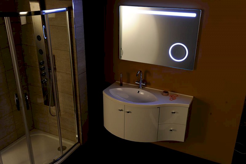 ASTRO zrcadlo s LED osvětlením 100x70cm, kosmetické zrcátko MIRL4