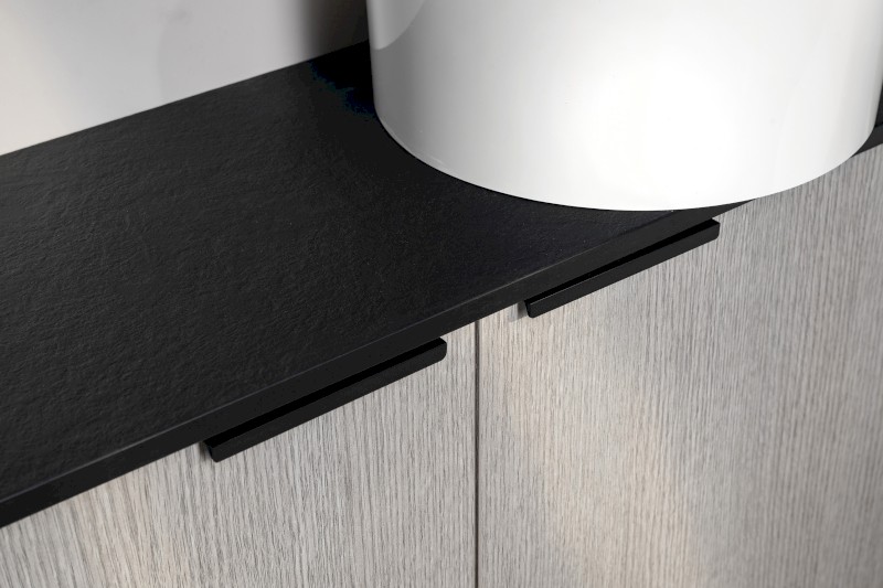 Kovová úchytka, 110/96mm, černá mat CT096B