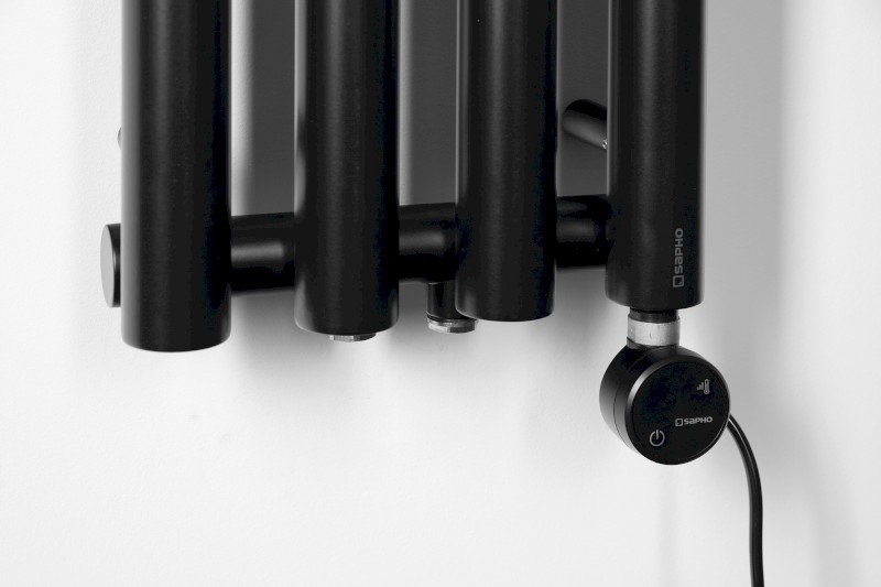 PILON otopné těleso 270x1800mm, se čtyřmi háčky pro ručník, černá mat IZ122T