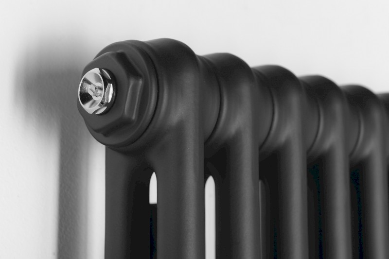 FEDE otopné těleso 1500x490mm, 10 seg., černá mat IR193