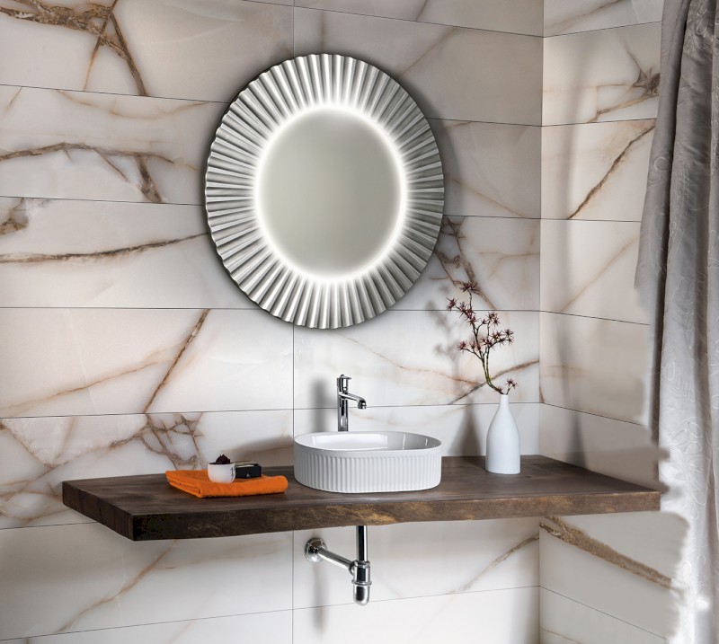 PRIDE STRIP kulaté zrcadlo s LED osvětlením v rámu ø 75cm, stříbrná PD752