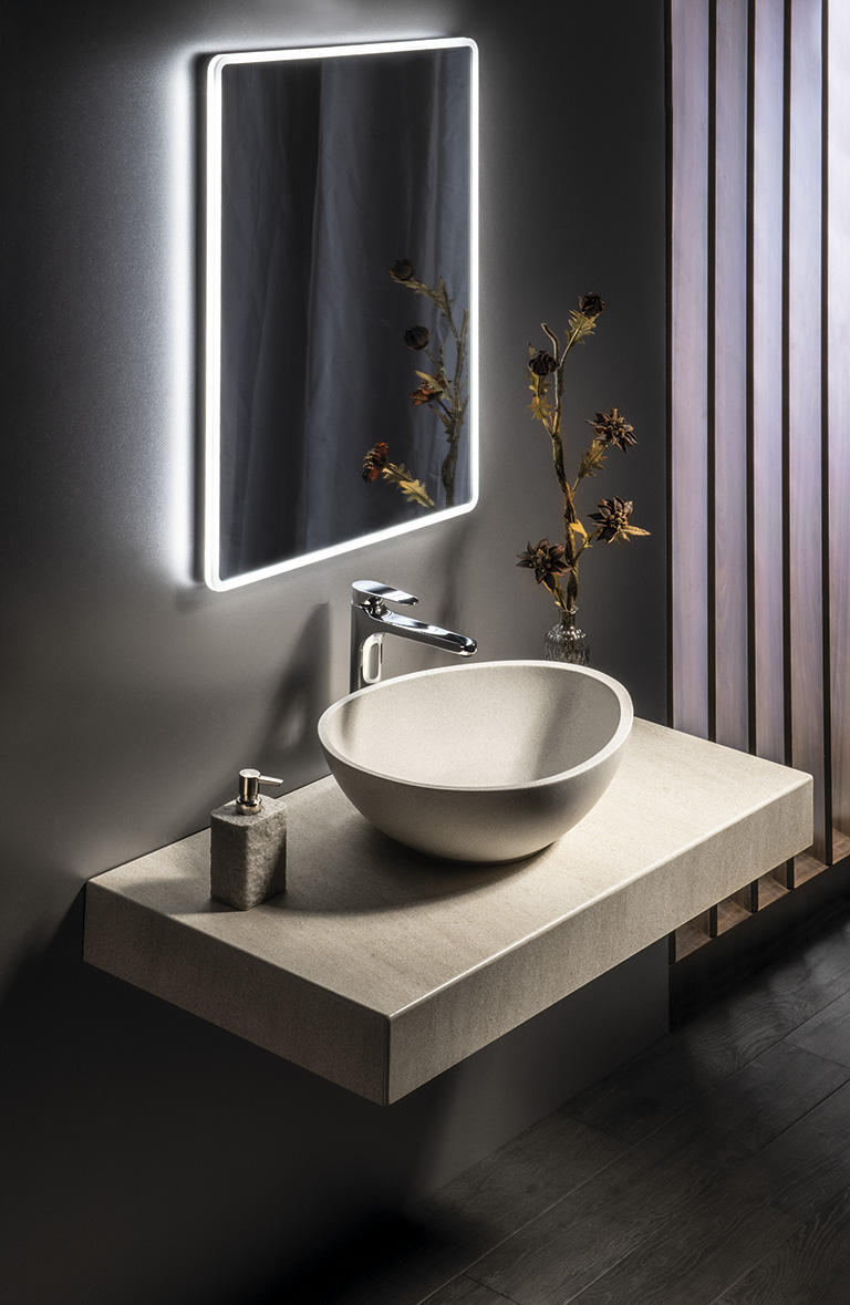 PIRI zrcadlo s LED osvětlením 60x80cm PR600