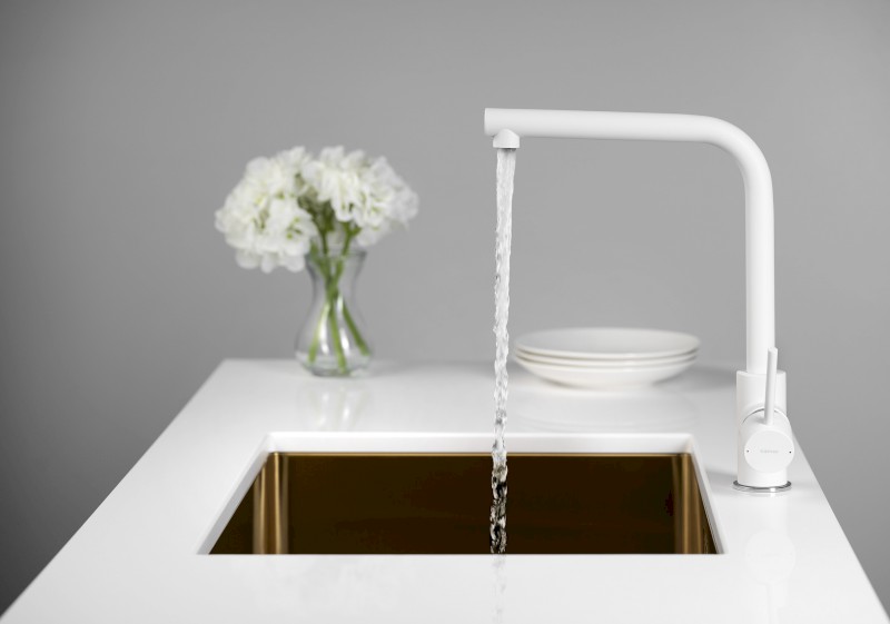 RONA stojánková dřezová baterie, bílá mat JK125W