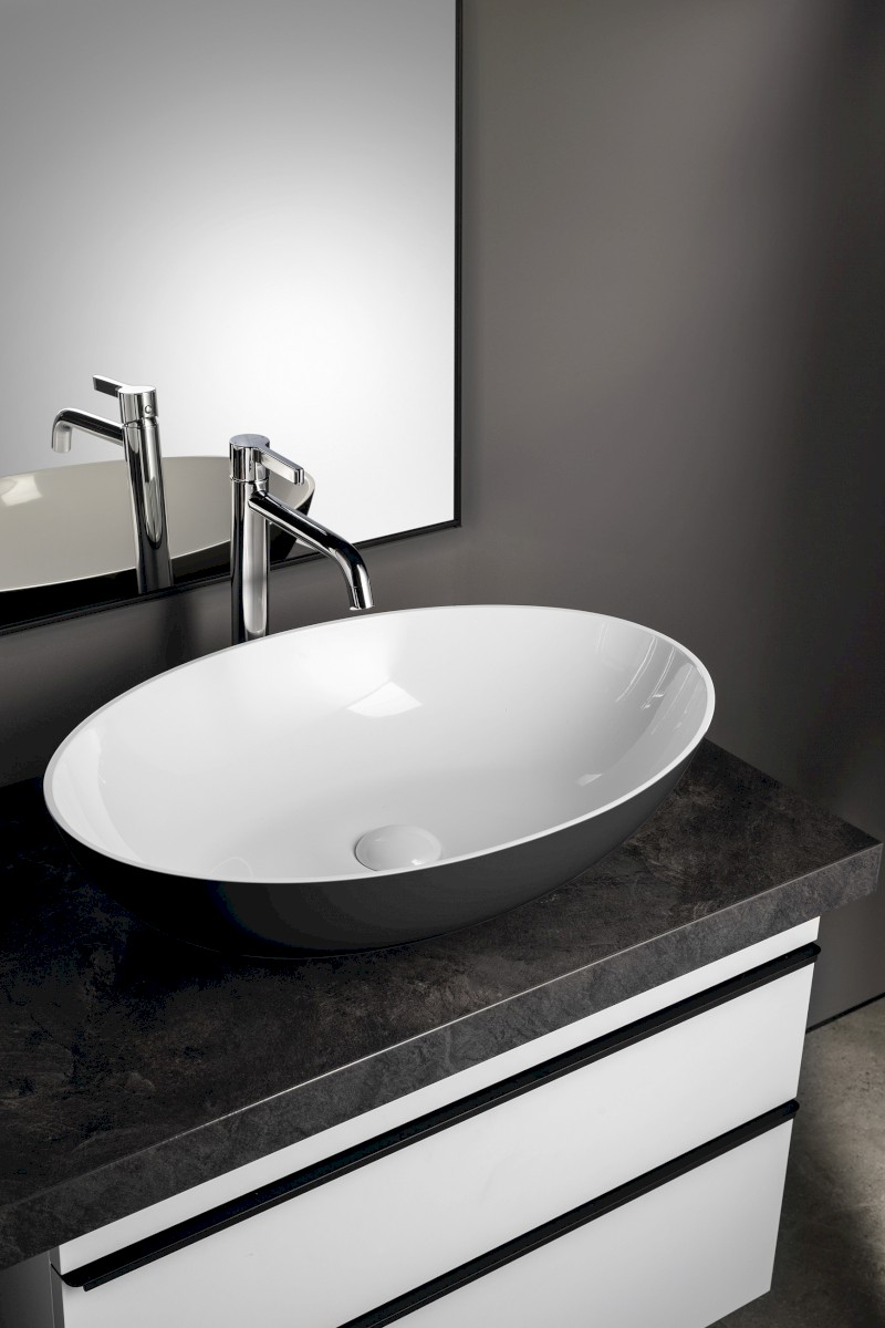 BANERA OVAL umyvadlo na desku, litý mramor, 60x40cm, bílá/antracit mat 14397.52