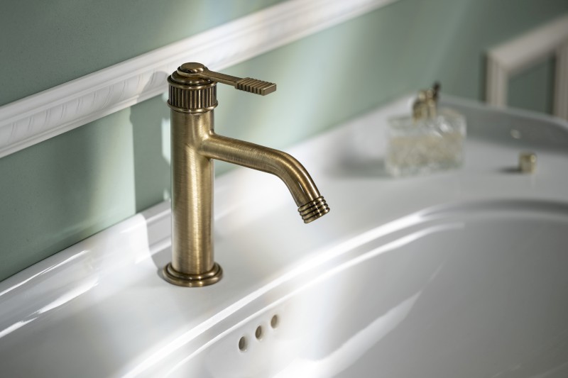 VERSI stojánková umyvadlová baterie, bronz RV002/18