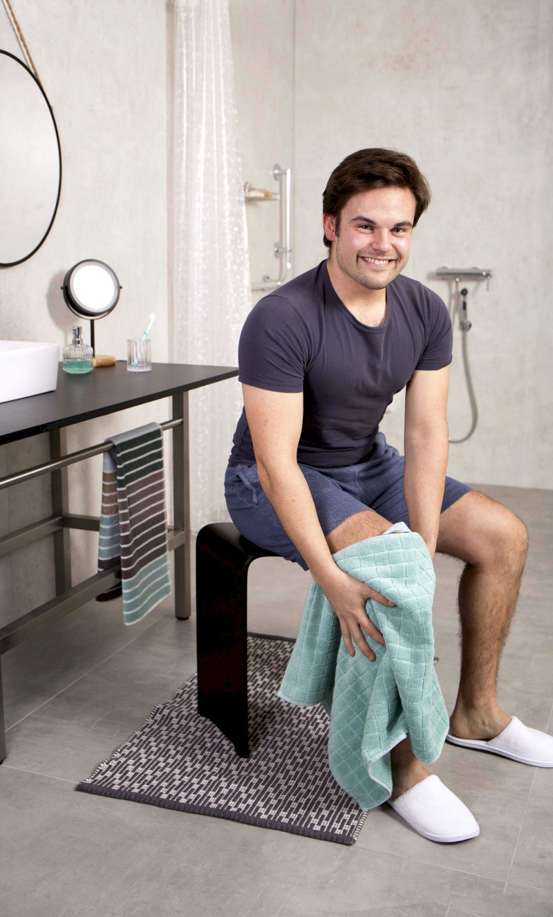 TRENDY koupelnová stolička 40x48x27,5cm, černá mat A211110