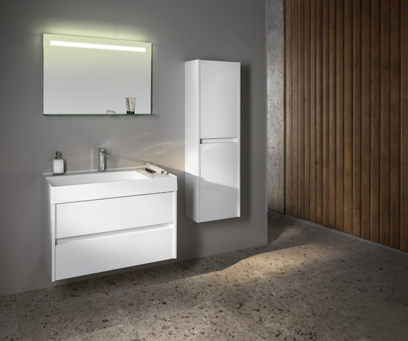 BRETO zrcadlo s LED osvětlením a policí 80x60,8cm BT080