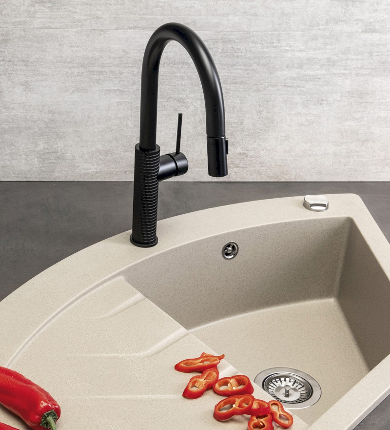 FLAWO stojánková dřezová baterie s výsuvnou sprškou, černá mat FR576B