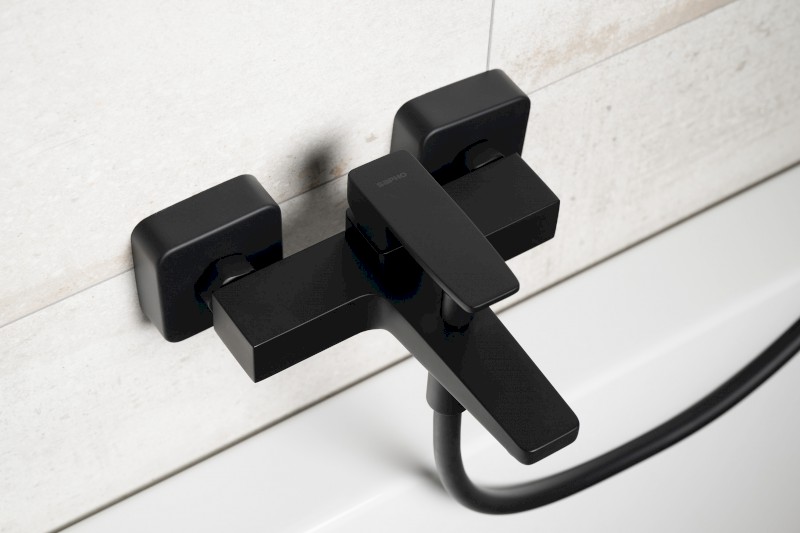 TURSI nástěnná vanová baterie, černá mat TI010B