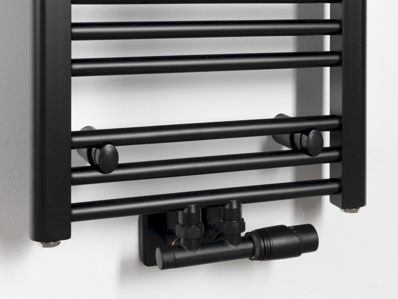 ALBRECHT otopné těleso 400x1570 mm, středové připojení, černá mat 600.113.6