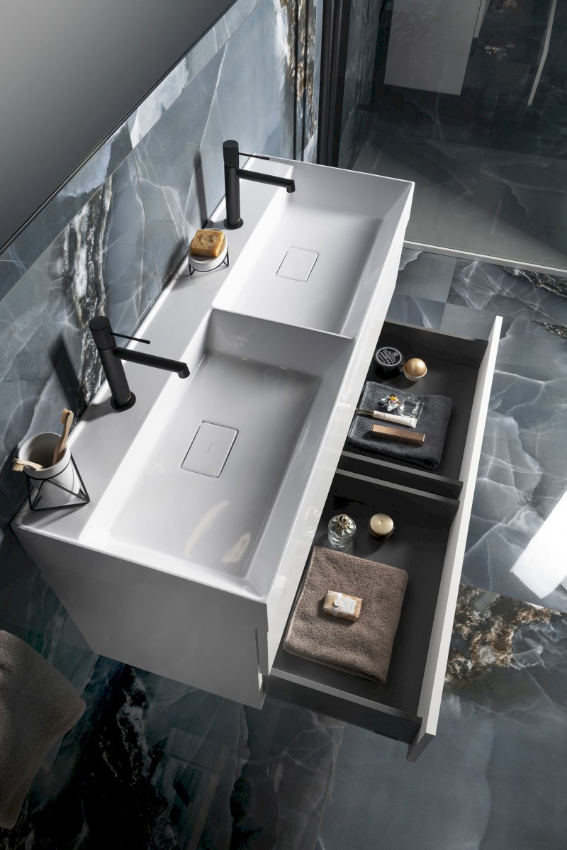 ODETTA umyvadlová skříňka 118x50x43,5cm, bílá lesk DT120-3030