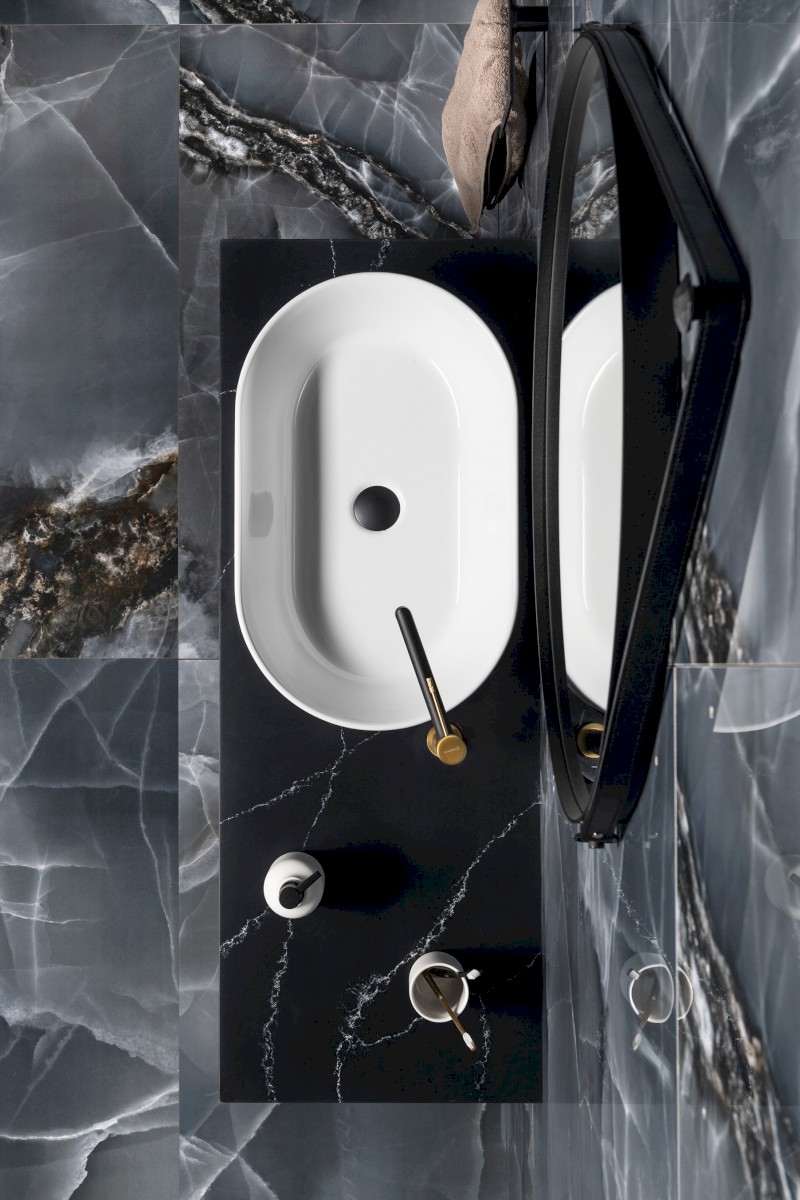 ODETTA umyvadlová skříňka 118x50x43,5cm, bílá lesk DT120-3030