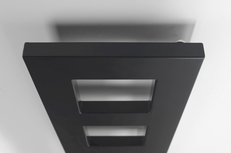 BLOCK otopné těleso 280x1330 mm, černá mat IR181