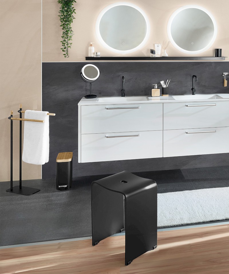 TRENDY koupelnová stolička 40x48x27,5cm, černá mat A211110