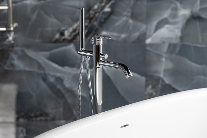 BEBÉ vanová baterie s připojením do podlahy, chrom BB021