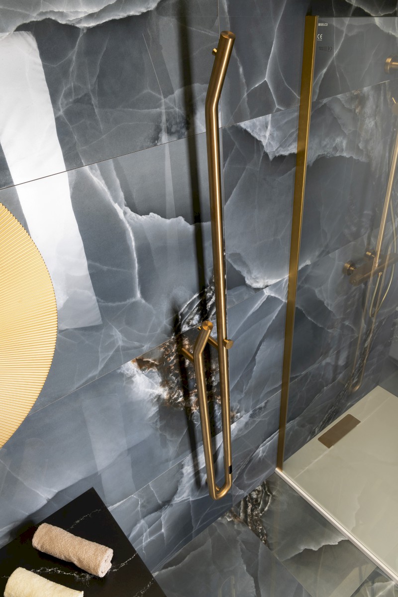 DUOPASSO elektrický sušák ručníků s časovačem, 122x1700mm, 45 W, zlato mat ER830