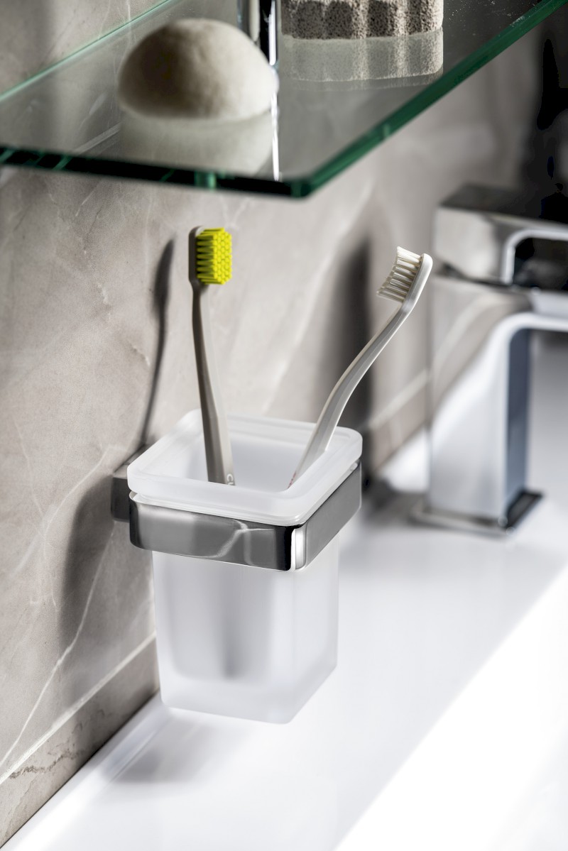 SAMOA sklenka, mléčné sklo, chrom A81013