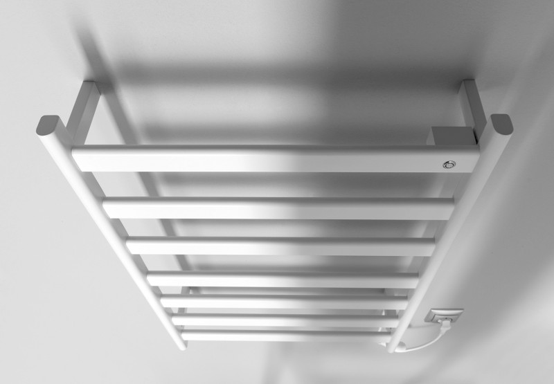 ELIAS elektrický sušák ručníků 490x730x110 mm, 105 W, bílá mat EB540