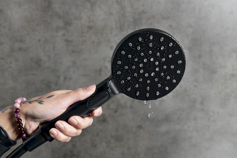 PAX sprchový sloup s pákovou baterií, černá mat XA139/15