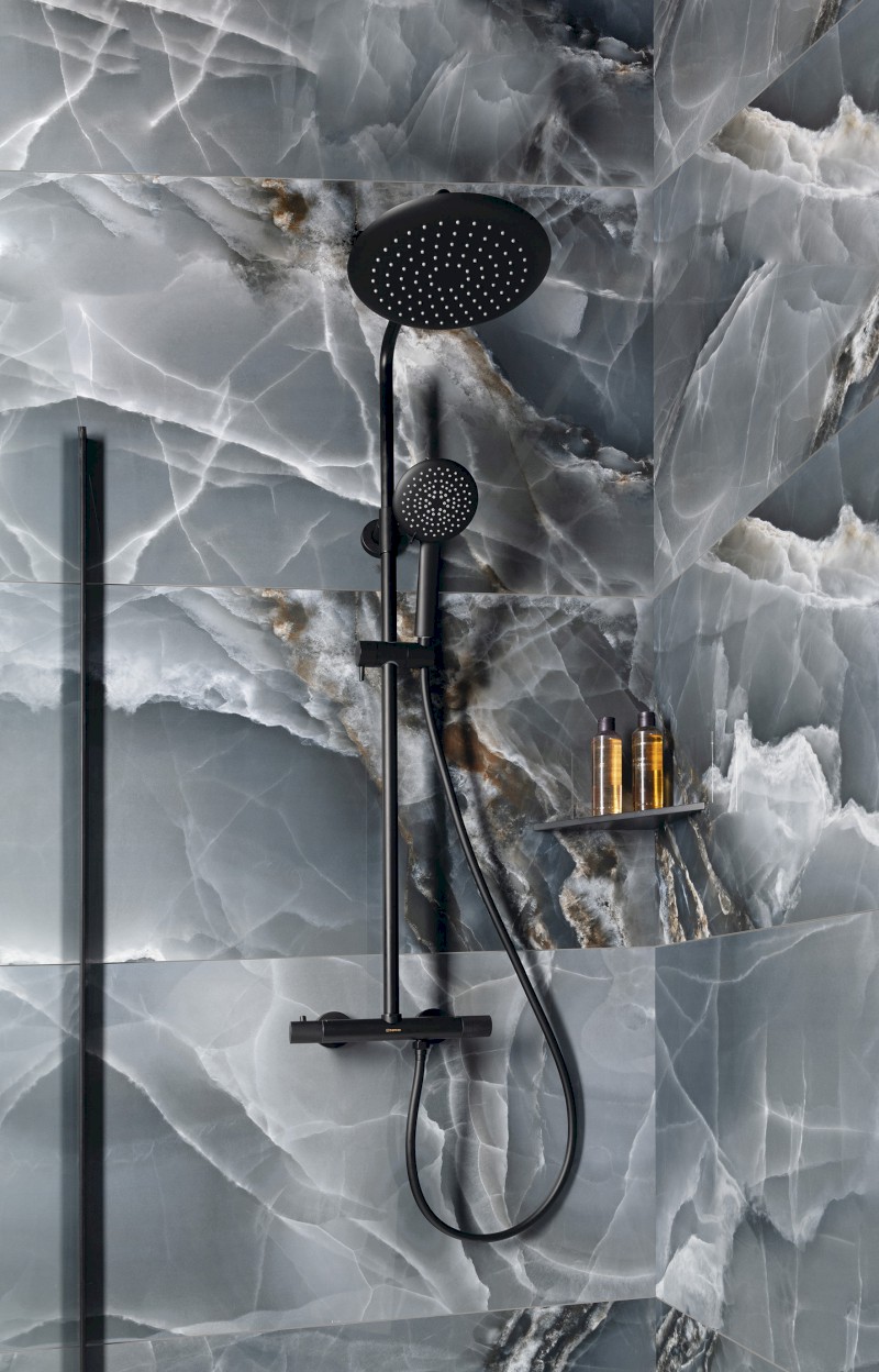 SOLARIS sprchový sloup s termostatickou baterií, černá mat WD139B