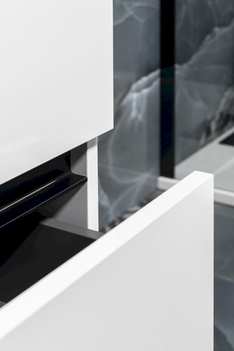 ODETTA umyvadlová skříňka 118x50x43,5cm, bílá lesk DT120-3030