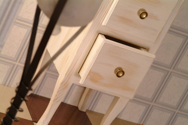 RETRO skříňka 35x119x33cm, starobílá 1694