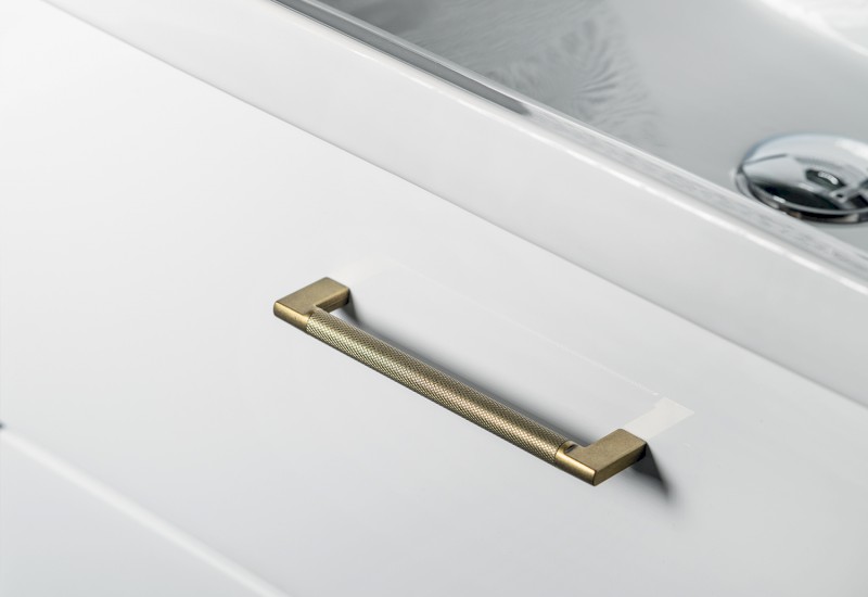 Kovová úchytka vroubkovaná, 174/160mm, starozlatá 12459