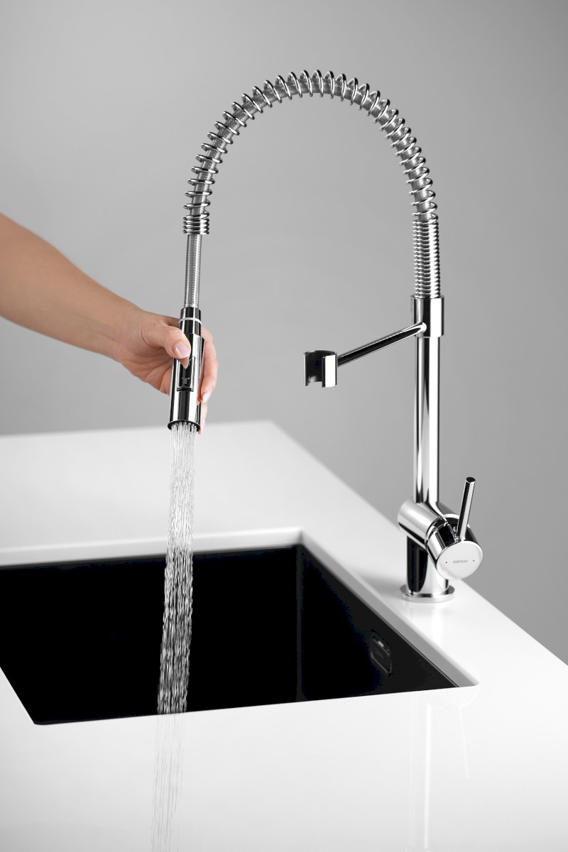 MOOVAN stojánková dřezová baterie se sprškou, chrom FF125