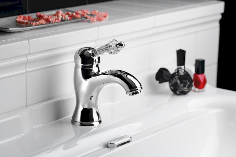 KIRKÉ CRYSTAL stojánková umyvadlová baterie s výpustí, páčka krystal, chrom KI02KC