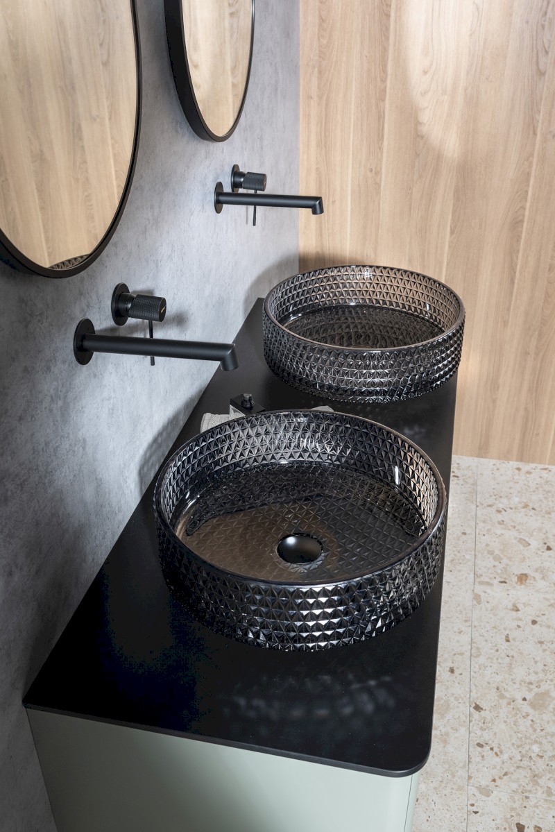 MARAGUA skleněné gravírované umyvadlo na desku Ø 39,5cm, černá TY214