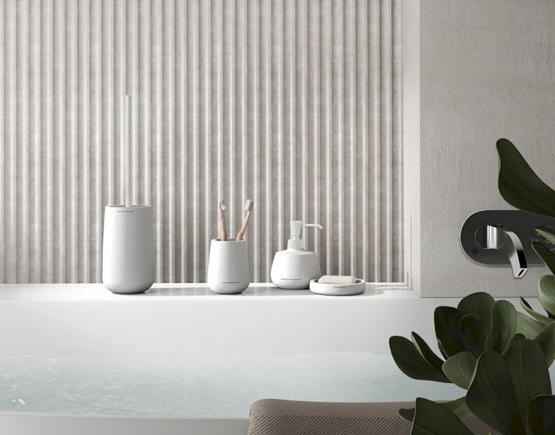 KIRA dávkovač mýdla na postavení, bílá mat KI8002