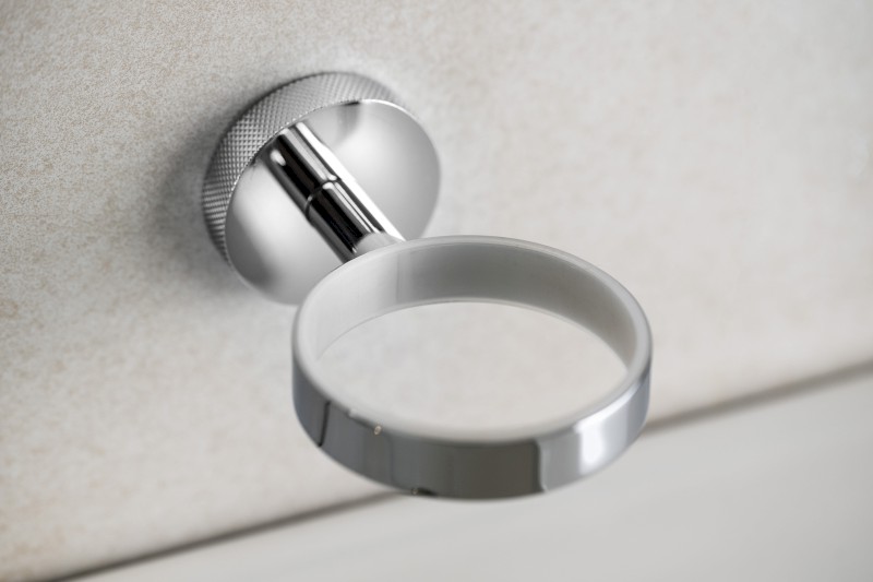 LARISSA sklenka, mléčné sklo, chrom WS004