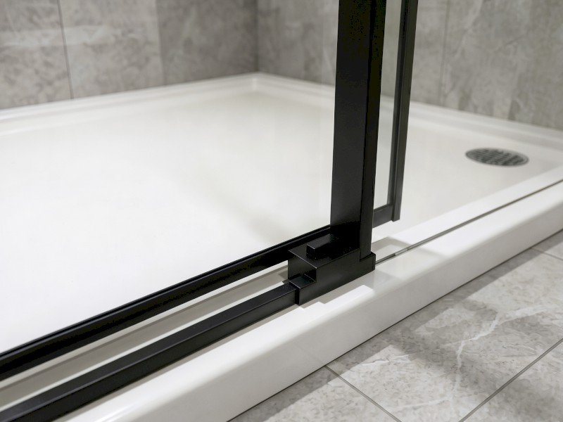 LUXOR BLACK sprchové dveře 1100mm, čiré sklo GU1211B