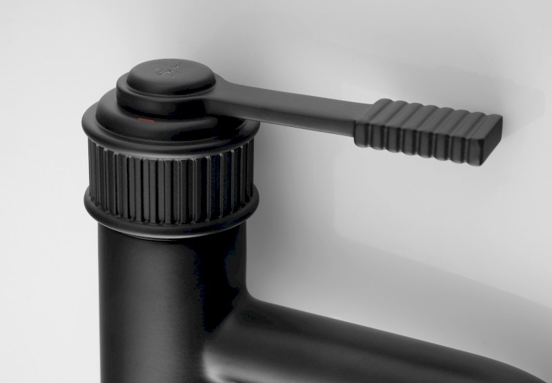 VERSI stojánková umyvadlová baterie, černá mat RV002/15