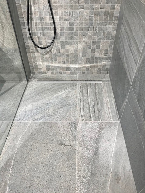 Spádová lišta, levá, výška 12mm, délka 1200mm, nerez mat SPD1212-L