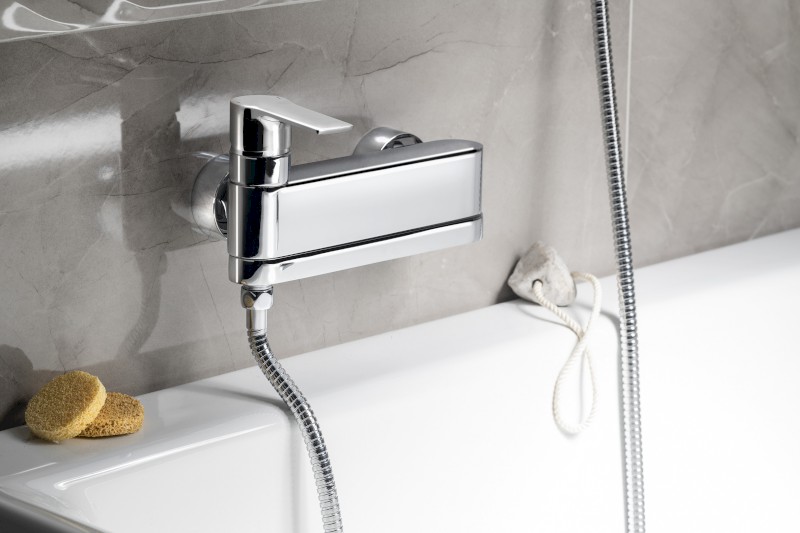 PAX nástěnná vanová baterie, otočné ramínko, chrom XA101