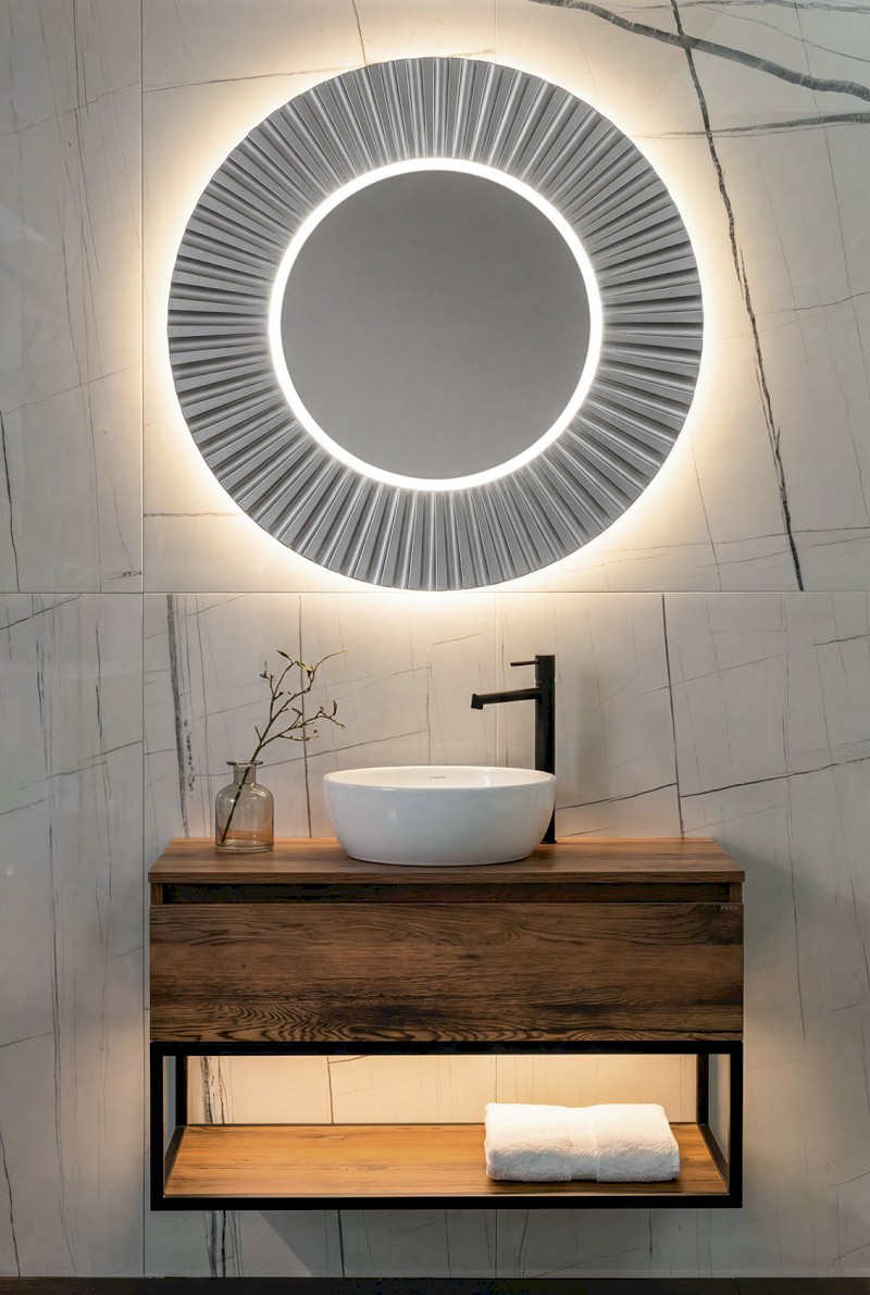 PRIDE STRIP kulaté zrcadlo s LED osvětlením v rámu ø 75cm, stříbrná PD752