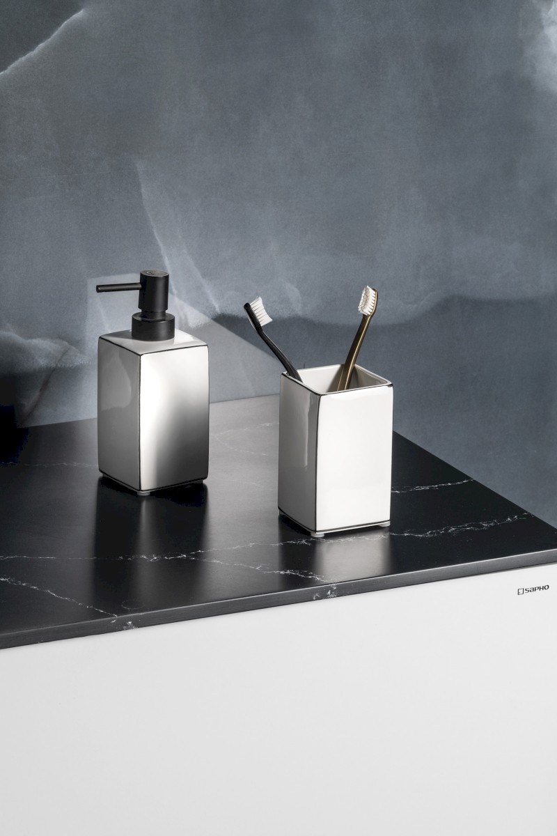 LUCREZIA sklenka na postavení, keramika LC98