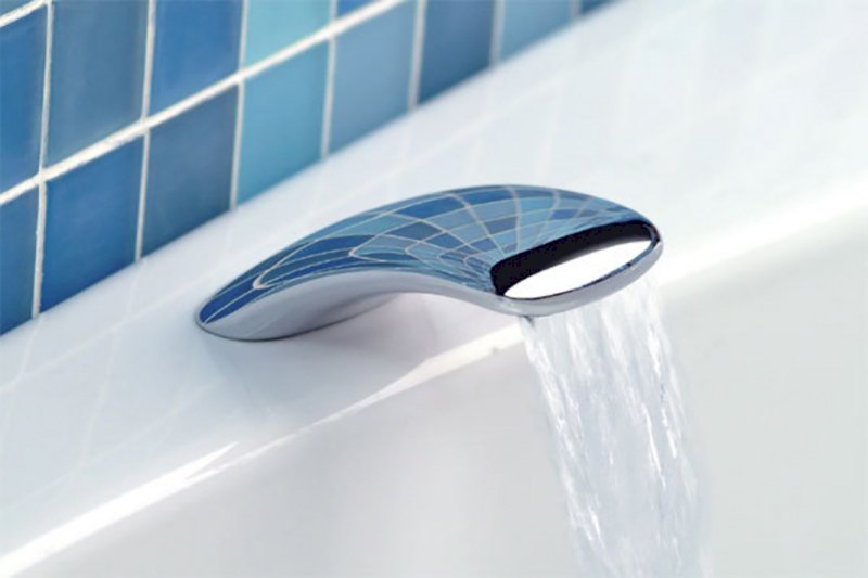 Výtoková hubice na okraj vany, šířka 80mm, chrom BD31051