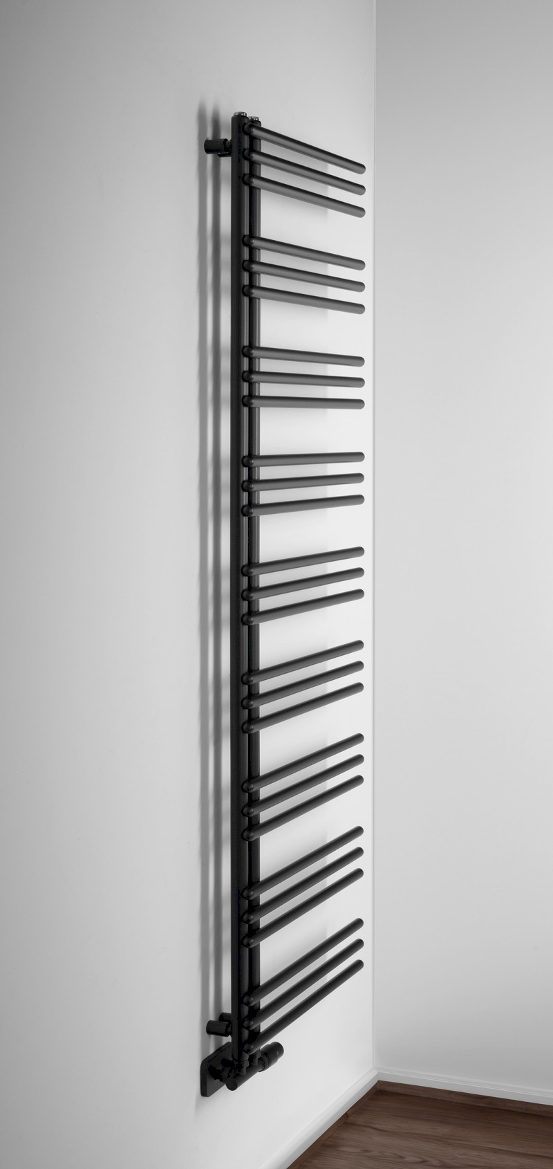 POSEIDON otopné těleso 550x1740mm, černá mat PS517B